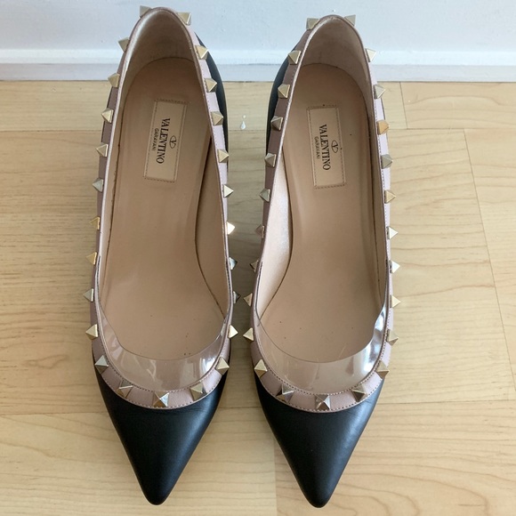 Valentino Black Leather Studded Accents Pumps - Picture 1 of 11